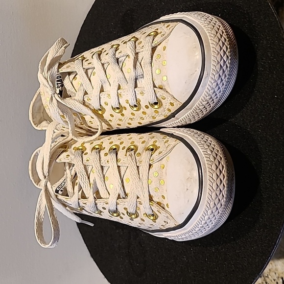 Converse All StarShoes sz. 8.5 (#740) gold and white Polka dots - Picture 2 of 13